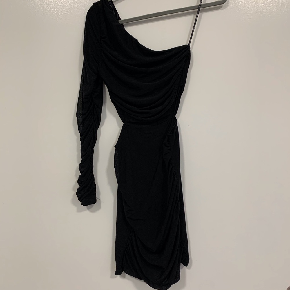 Forever 21 Black One Shoulder Dress